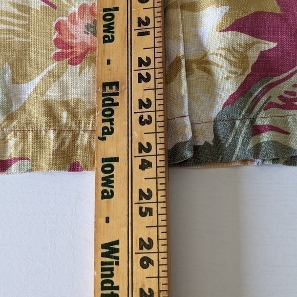 Vintage Tommy Bahama Floral Silk Hawaiian Shirt Women's Small Red - Picture 7 of 7